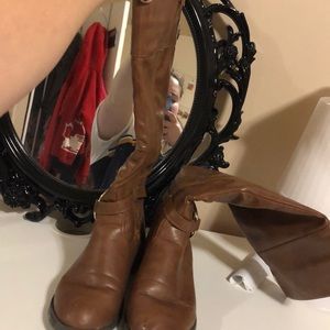 Brown boots